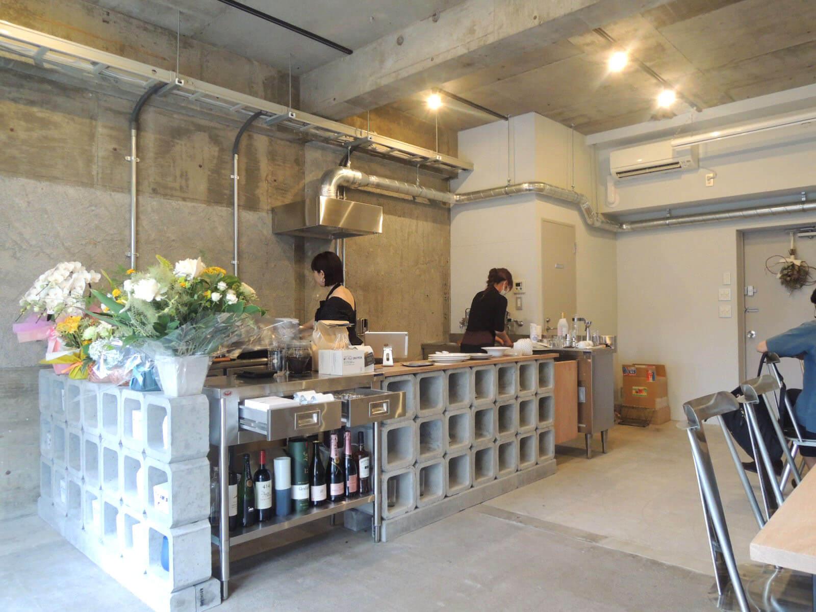 大田区西蒲田の賃貸物件/おとなりには洗練されたスイーツに出会える人気のカフェバー