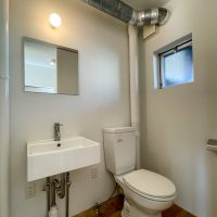 杉並区浜田山の賃貸物件/ゆったり広めのトイレ