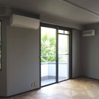 世田谷区池尻の賃貸物件/まばゆい緑の夏だけでなく季節の移ろいを日々堪能できそう