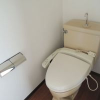 世田谷区池尻の賃貸物件/便座はウォシュレットに