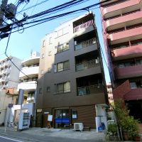 川崎市高津区溝口の賃貸物件/通りに面していない2階の区画です