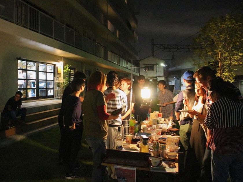 杉並区高円寺北の賃貸物件/住民同志の夜ごはん会、家にあるものをみんなで持ち寄って