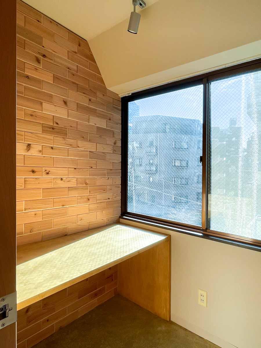 渋谷区神泉町の賃貸物件/コンパクトめなサイズの個室。午後の日当たりがいいです