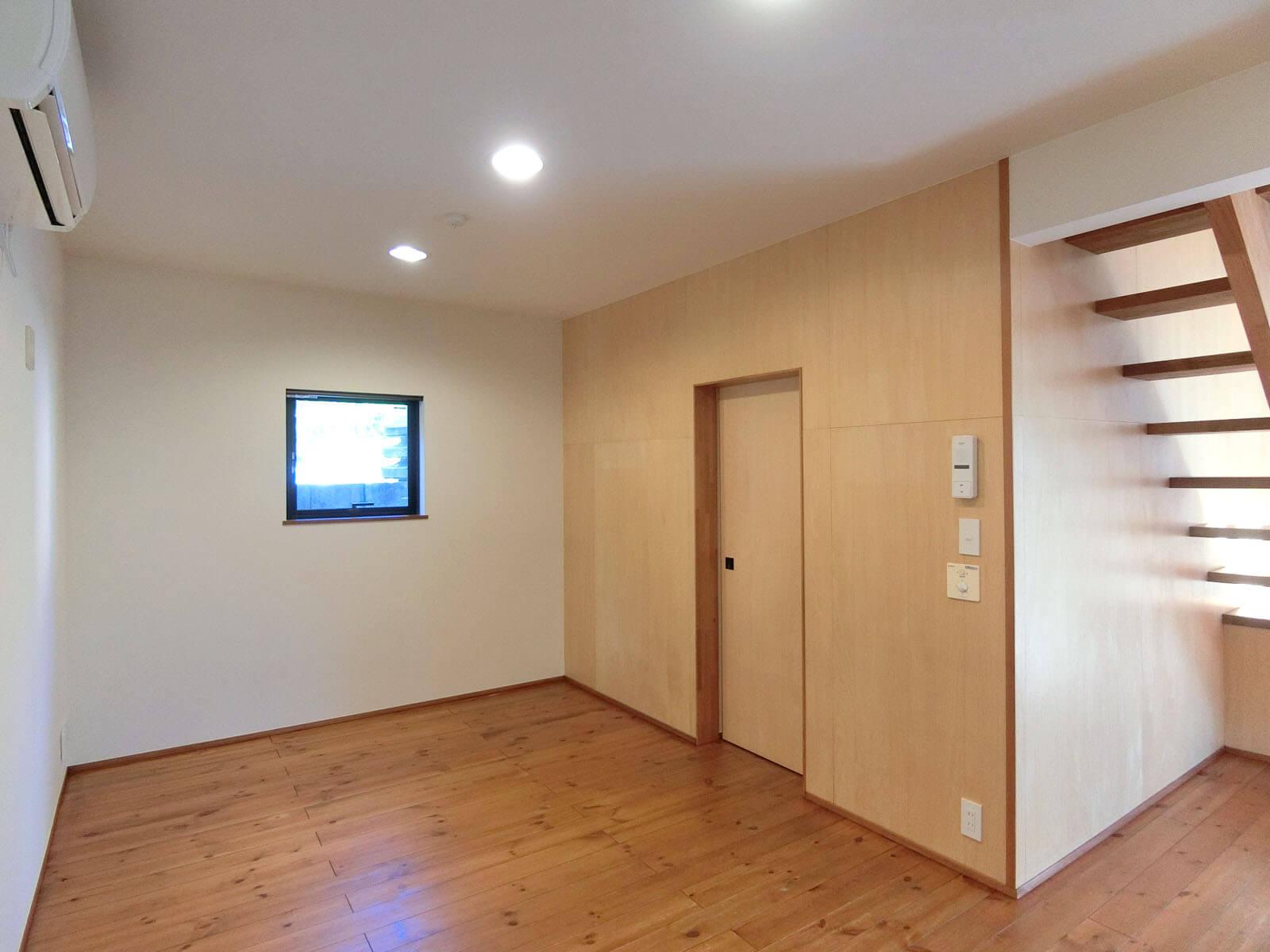 大田区大森中の賃貸物件/引戸を開けると水まわりコーナーへ