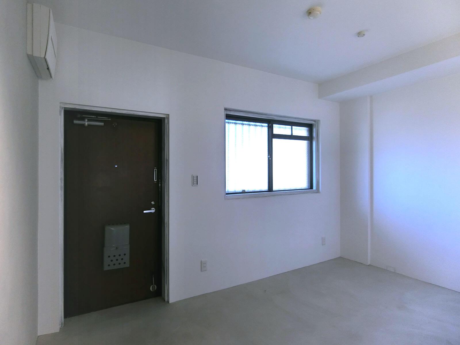 川崎市高津区諏訪の賃貸物件/玄関とはいえ6帖ほどあり書斎や趣味の部屋としても十分な広さ、リビングとの距離が気持ちの切り替えにちょうどいい