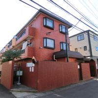 川崎市高津区諏訪の賃貸物件/エレベーターなし、2階の奥のほうの区画です