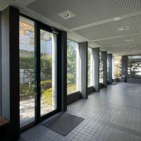 世田谷区弦巻の賃貸物件/エントランス