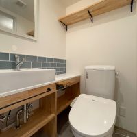 杉並区高円寺南の賃貸物件/トイレと洗面台は同室です