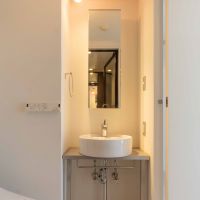 中央区日本橋横山町の賃貸物件/脱衣洗面所とトイレはひとつにまとまっています