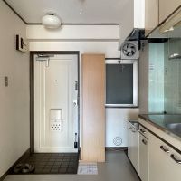 新宿区改代の賃貸物件/キッチン、玄関まわり