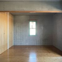 杉並区松ノ木の賃貸物件/カーテンをかけることでリビングと洋室を区切ることも可能です