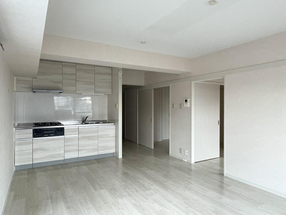 江戸川区平井の賃貸物件/リビングを北に向かって