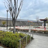 江戸川区平井の賃貸物件/荒川の堤防の手前にも、小さな公園があります