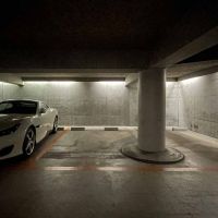 世田谷区代田の賃貸物件/シャッター付きの駐車場。現在空きがあります