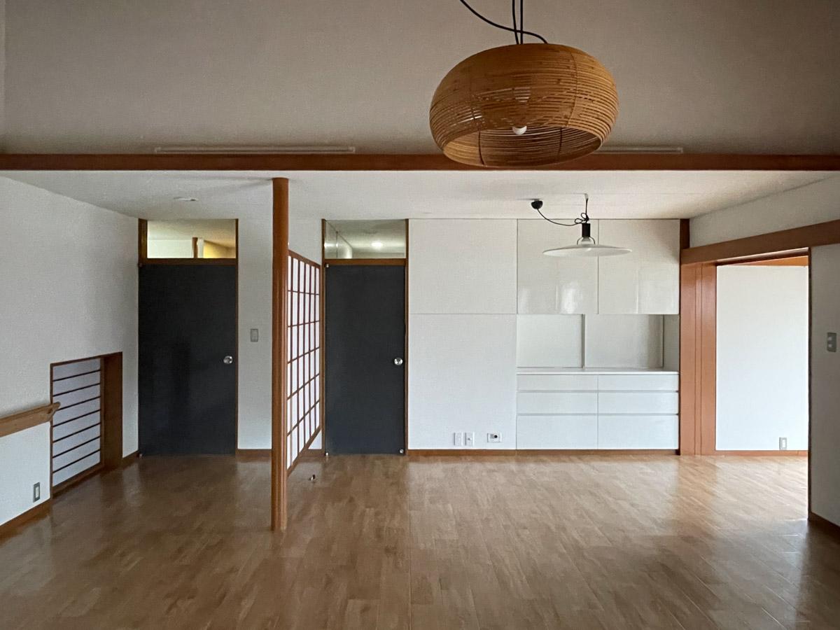 世田谷区代田の賃貸物件/1階：キッチンがある東側をみる