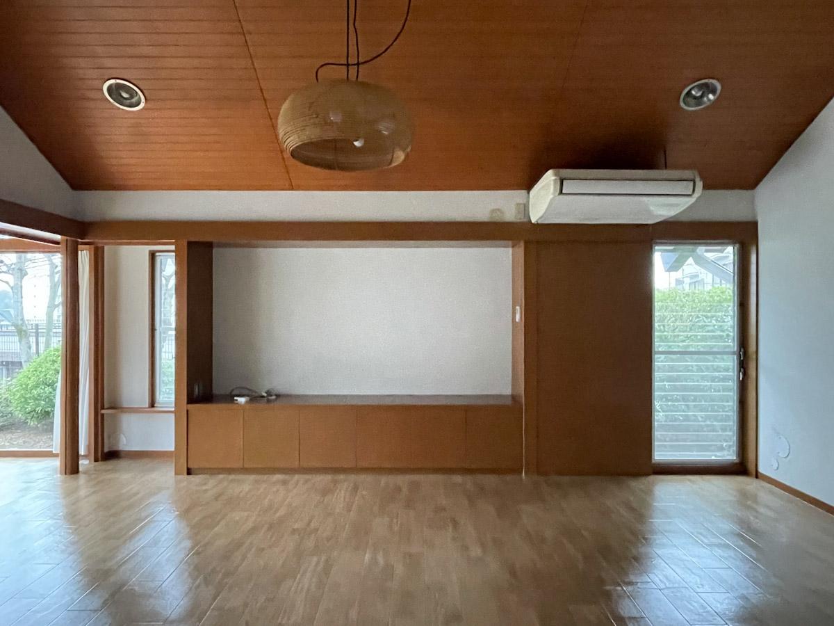 世田谷区代田の賃貸物件/1階：西側にはテレビ台の造作があります