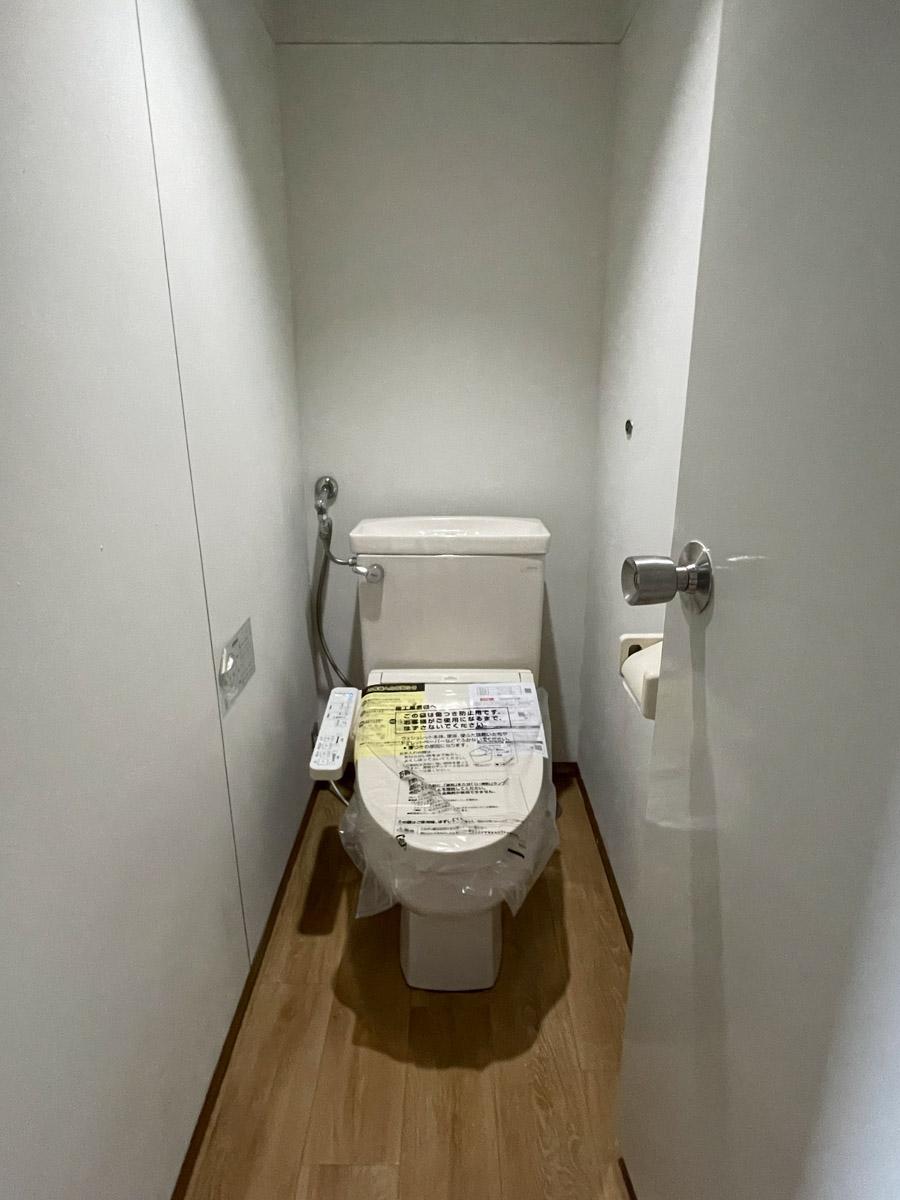 世田谷区代田の賃貸物件/2階：ウォシュレットトイレ