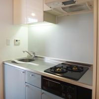 横浜市青葉区美しが丘の賃貸物件/キッチンはコンパクトです。