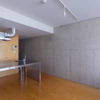 大田区北千束の賃貸物件/カウンターキッチンを置いた無駄のない空間
