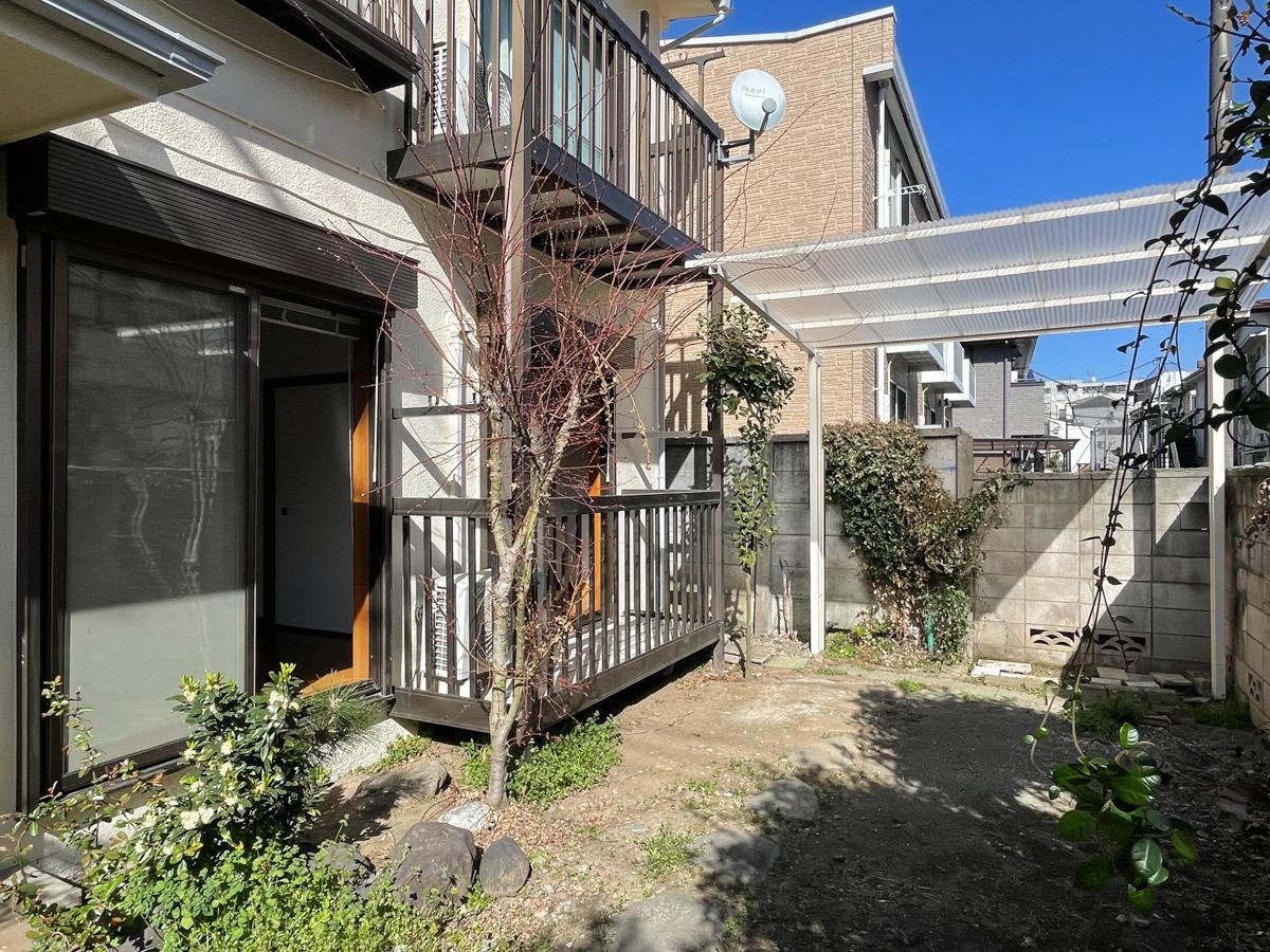 杉並区阿佐谷北の賃貸物件/専用の庭が付いた広々戸建て。庭との距離感が近いのが魅力的です