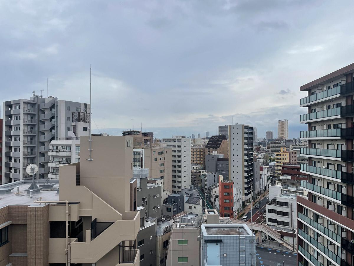 台東区竜泉の賃貸物件/西側ベランダからの眺望