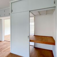 板橋区蓮根の賃貸物件/押入れ。キッチン側と洋室側の両サイドから出し入れするつくり