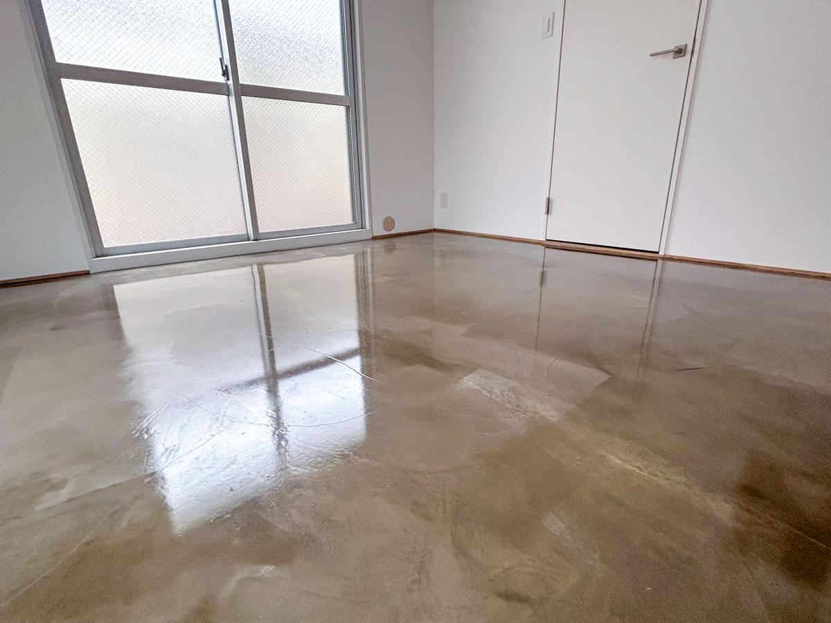 新宿区市谷柳町の賃貸物件/土間の素材感 ※今回の区画は、写真のような光沢はなく、マットな質感