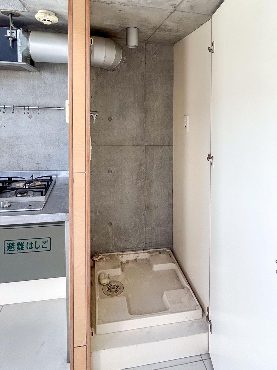 新宿区早稲田鶴巻町の賃貸物件/洗濯機置き場