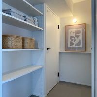 台東区浅草の賃貸物件/廊下のスペースにも収納を用意して有効活用