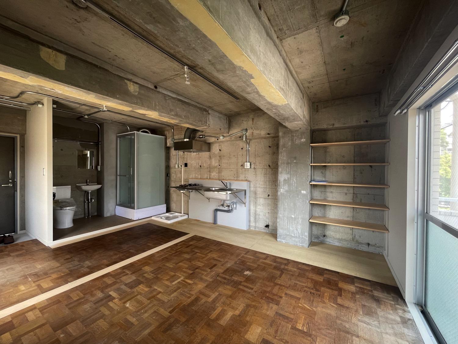 横浜市鶴見区駒岡の賃貸物件/キッチンはステンレスのシンプルなタイプです