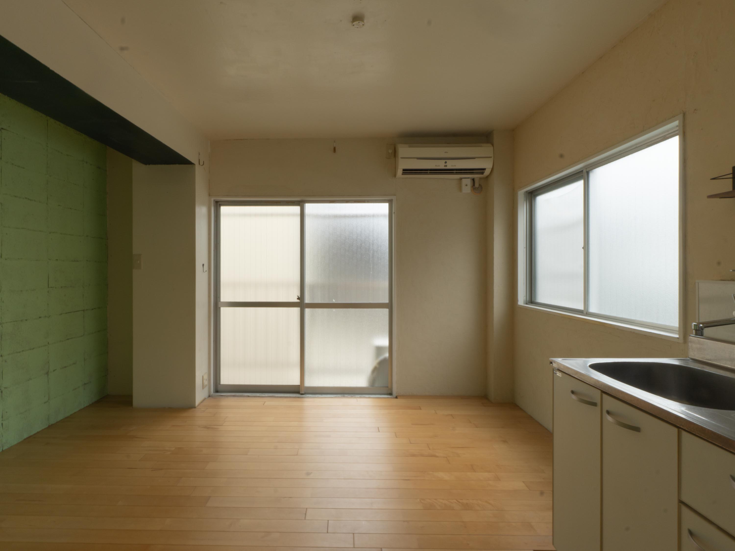 杉並区善福寺の賃貸物件/南と東に大きな窓があるので日当たりも風の通りも◯