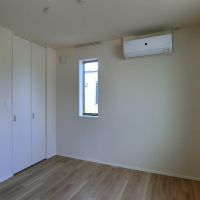 三鷹市井の頭の賃貸物件/リビングのほかに寝室が1つ、左側にウォークインクローゼット①（201）