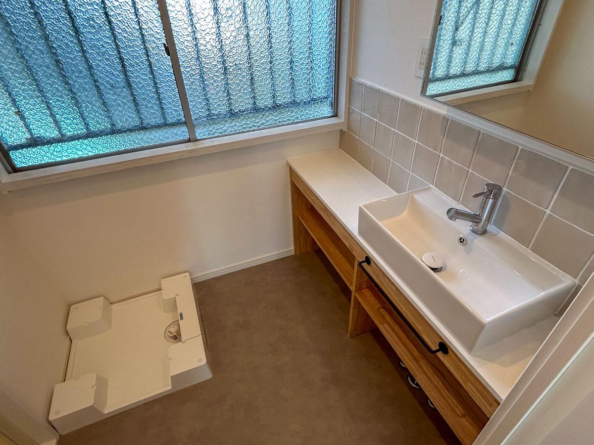 世田谷区北沢の賃貸物件/洗面と洗濯機置き場