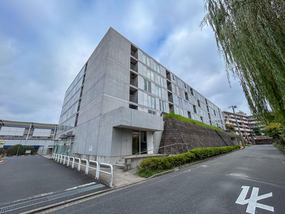 横浜市青葉区荏田北の賃貸物件/端正で存在感のあるデザイナーズマンション