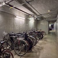 横浜市青葉区荏田北の賃貸物件/屋内の駐輪場