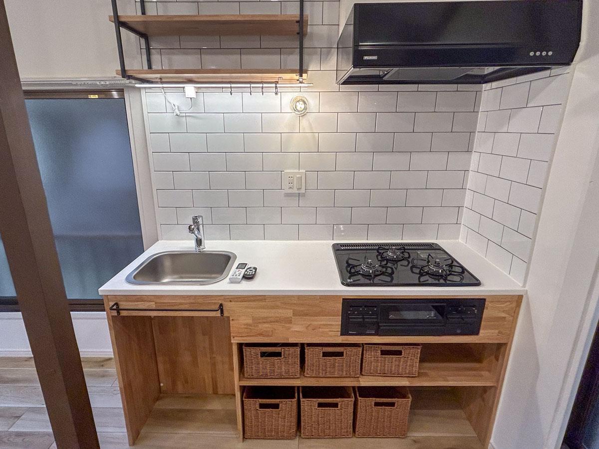 荒川区町屋の賃貸物件/グリルと3口ガスコンロ付きのキッチン