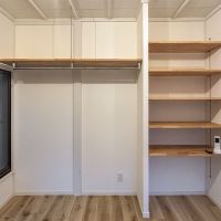 荒川区町屋の賃貸物件/オープンクローゼットと可動棚