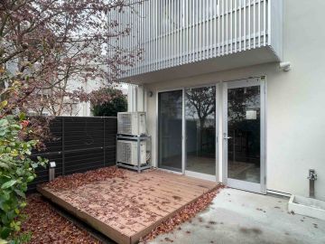 北区中里の賃貸物件/リビングとつながる庭 -新しい仲間-