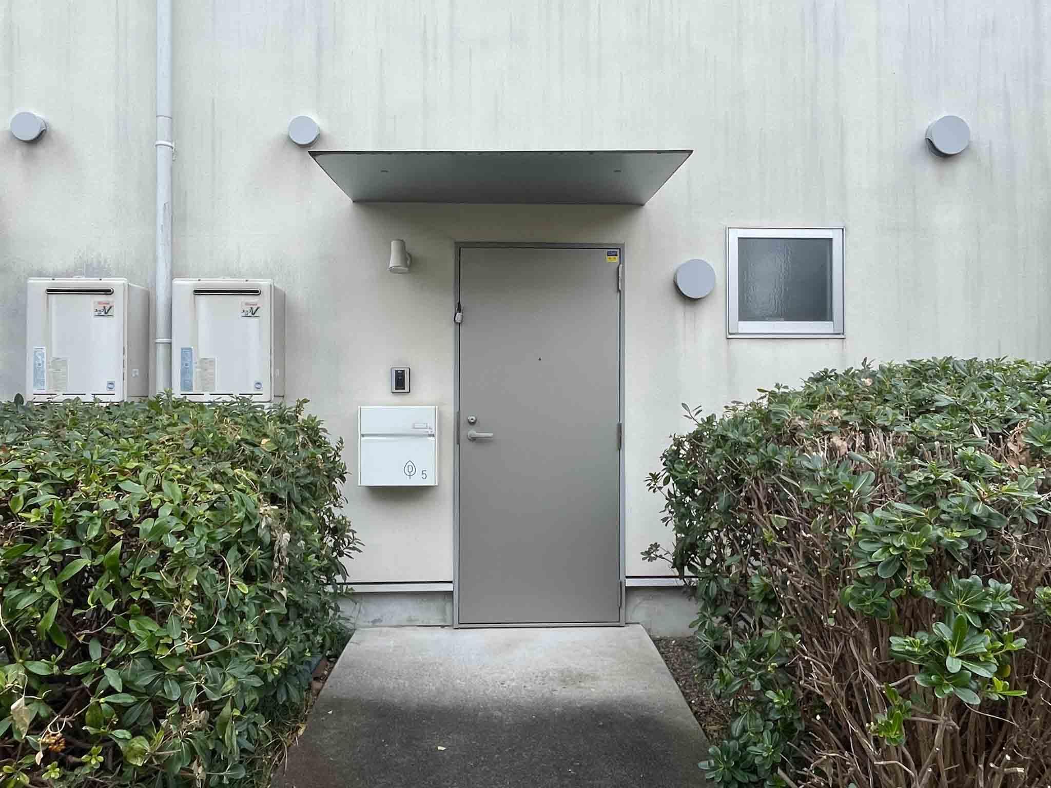 北区中里の賃貸物件/玄関