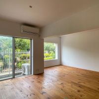 杉並区浜田山の賃貸物件/中央の梁は180cmほど。身長が高い方はご注意ください