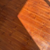 新宿区西落合の賃貸物件/床は良い感じにアジが出た無垢フローリング