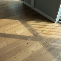 大田区北千束の賃貸物件/居室の床には足触りの良い無垢材を使用