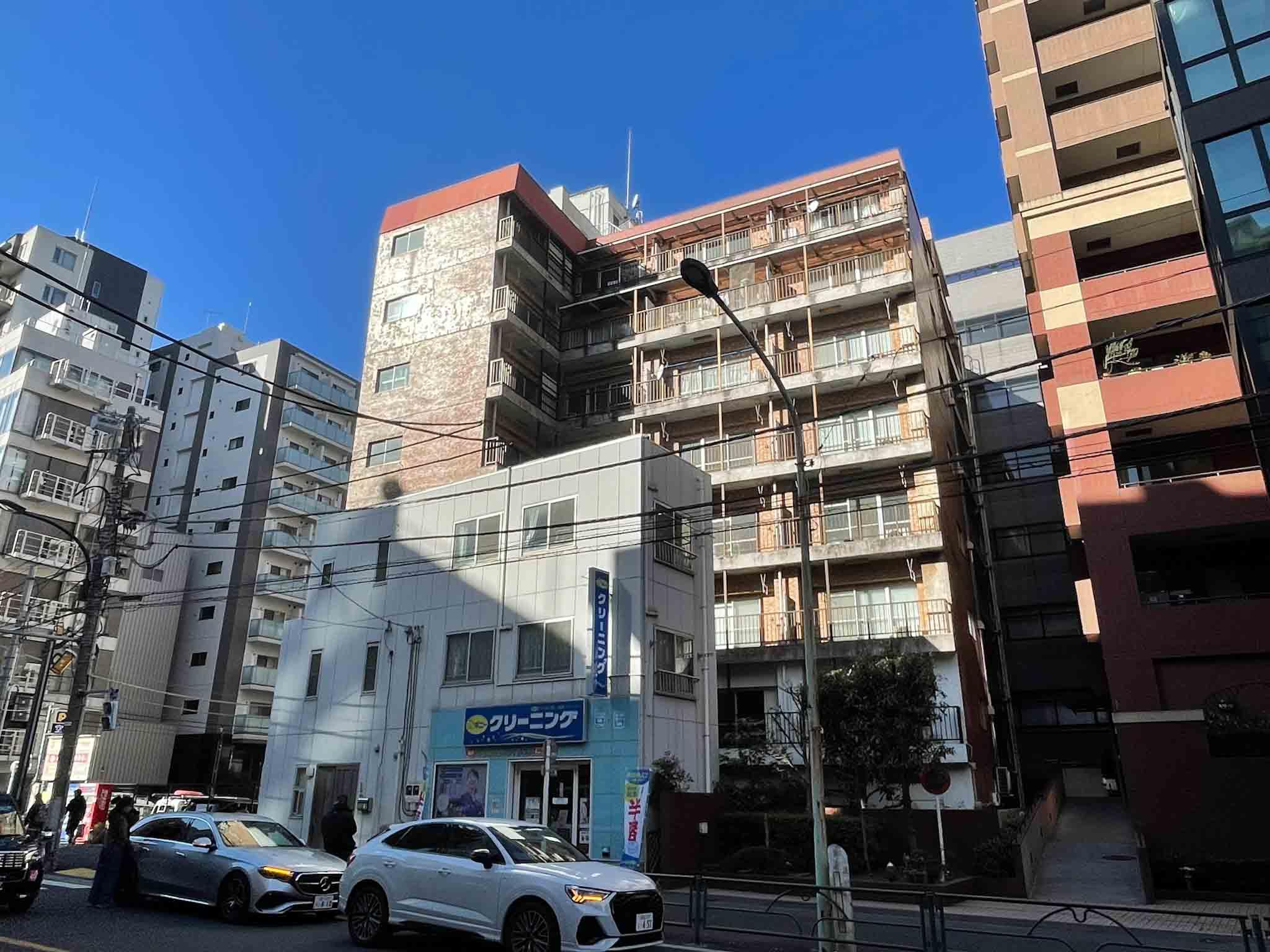 渋谷区恵比寿の賃貸物件/外観を南側から