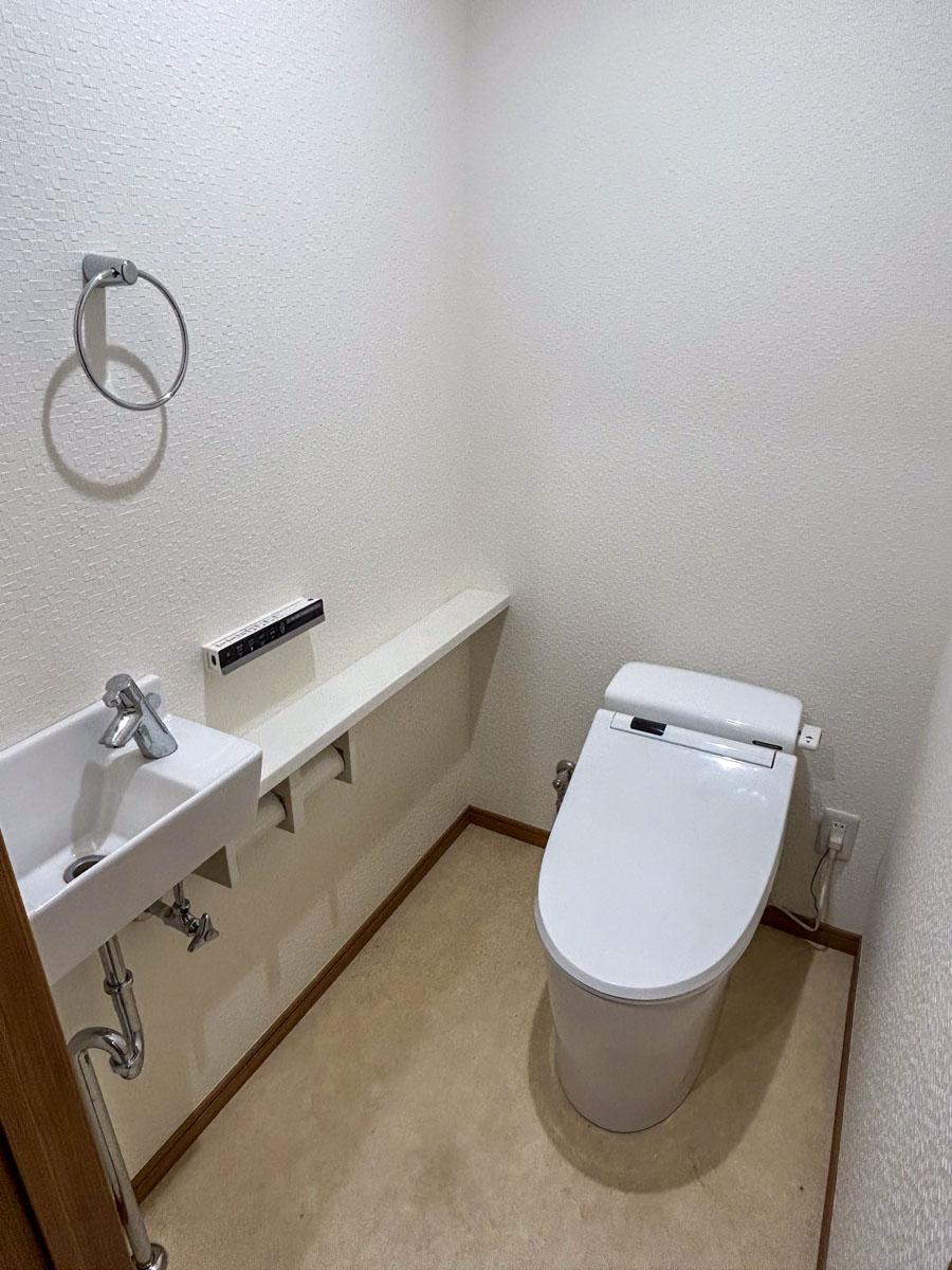 新宿区中井の賃貸物件/ウォシュレットトイレ