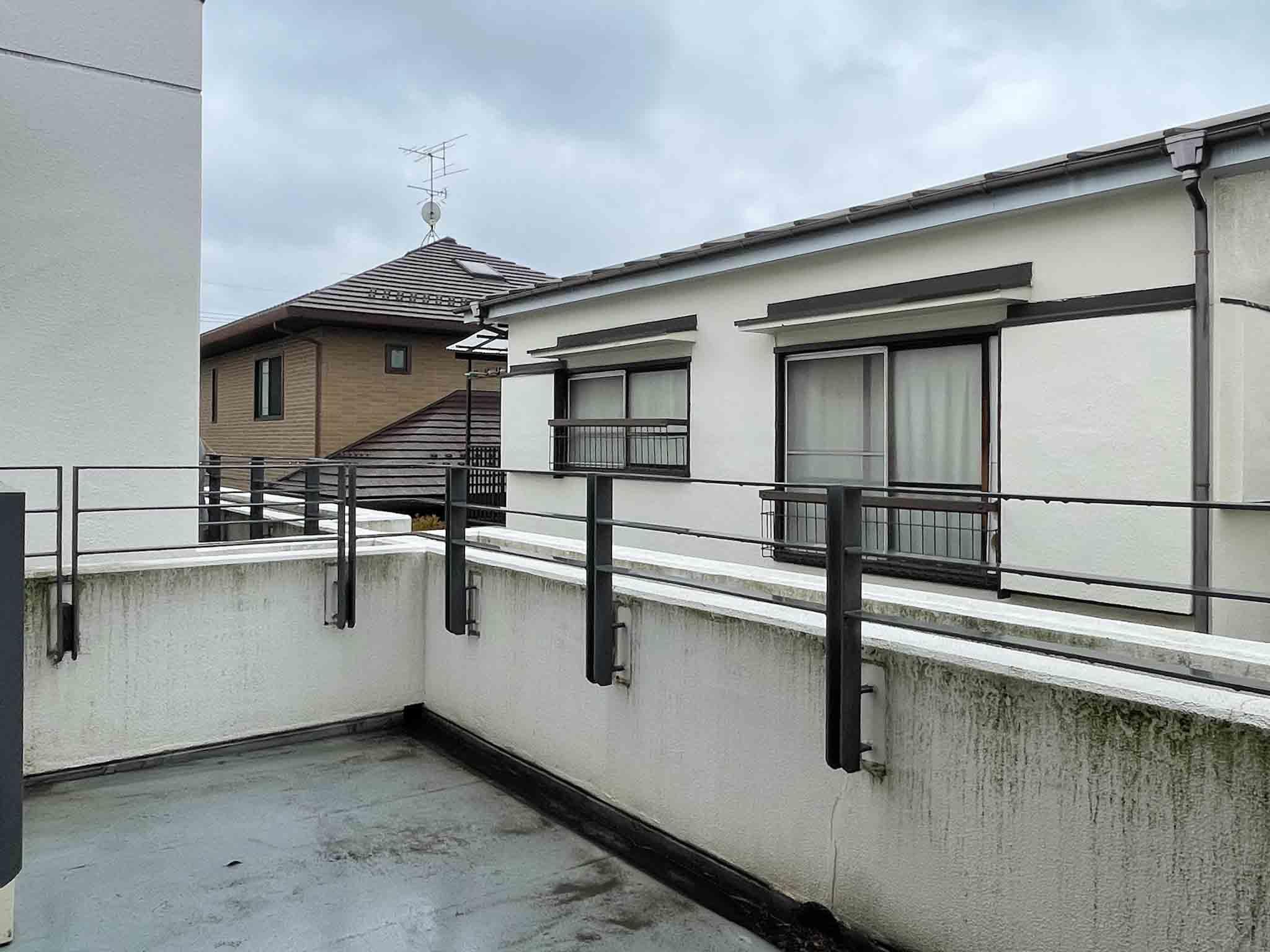 武蔵野市中町の賃貸物件/2階、東側のバルコニーもゆったり