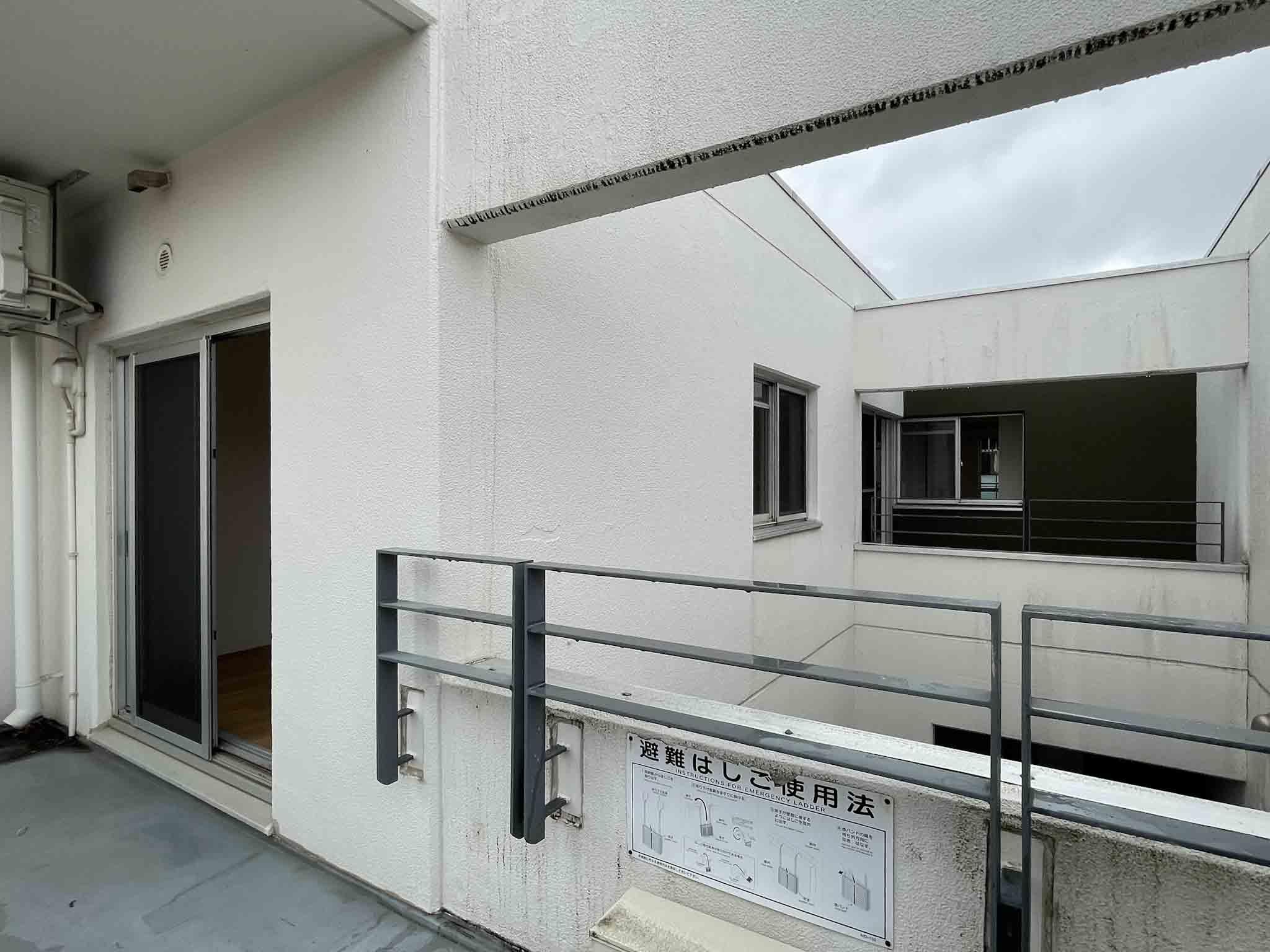 武蔵野市中町の賃貸物件/2階、東側のバルコニーから西に向かって