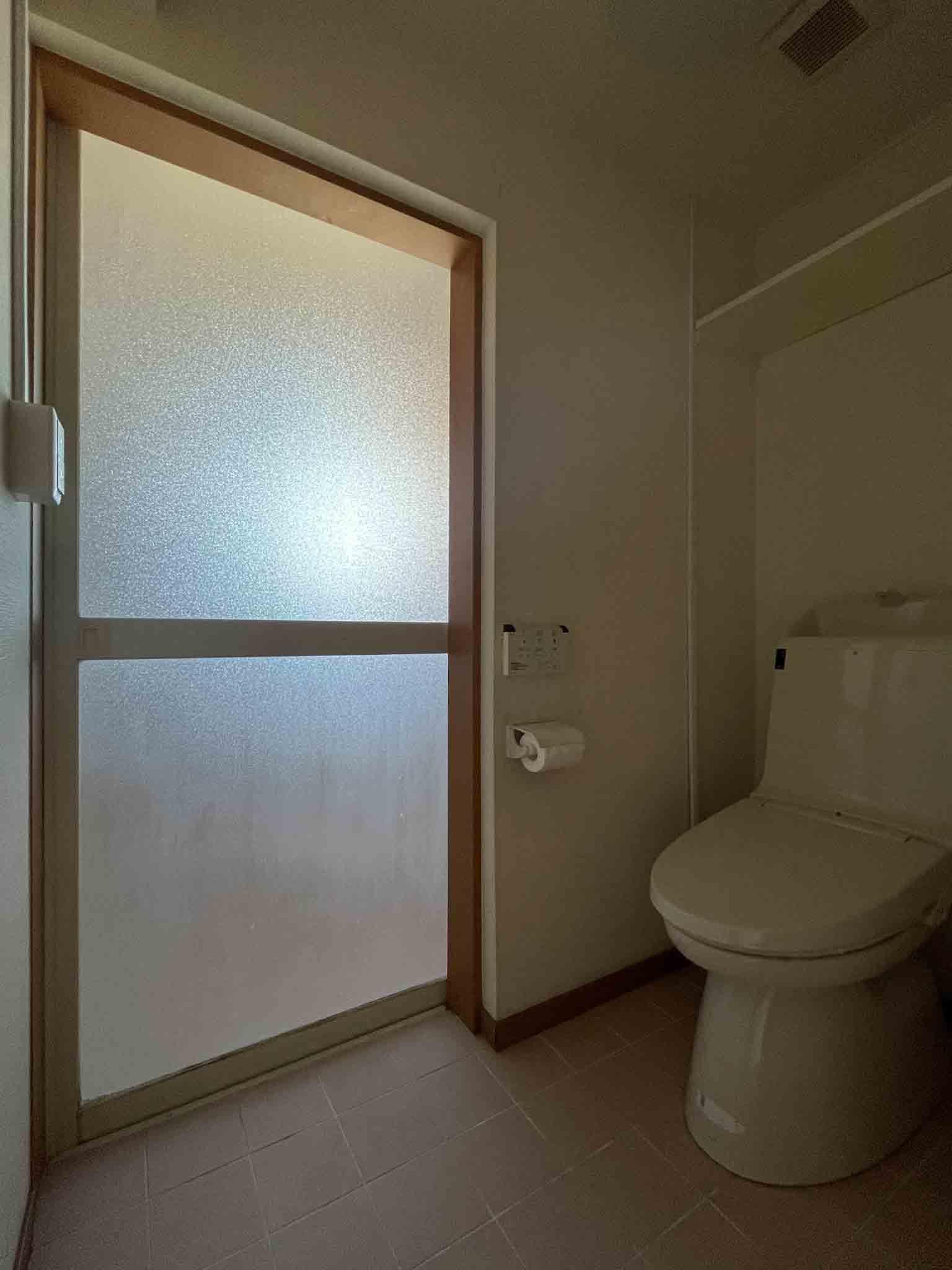 杉並区梅里の賃貸物件/トイレと脱衣所は同室です