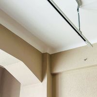 台東区蔵前の賃貸物件/梁もアーチ状で、壁と天井の入隅が左官で仕上げられています