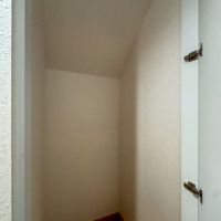世田谷区北沢の賃貸物件/A区画：階段下収納