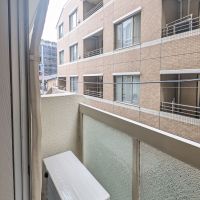 港区赤坂の賃貸物件/4.5畳のバルコニーは抜けこそありませんが、優しい光が入ってきます